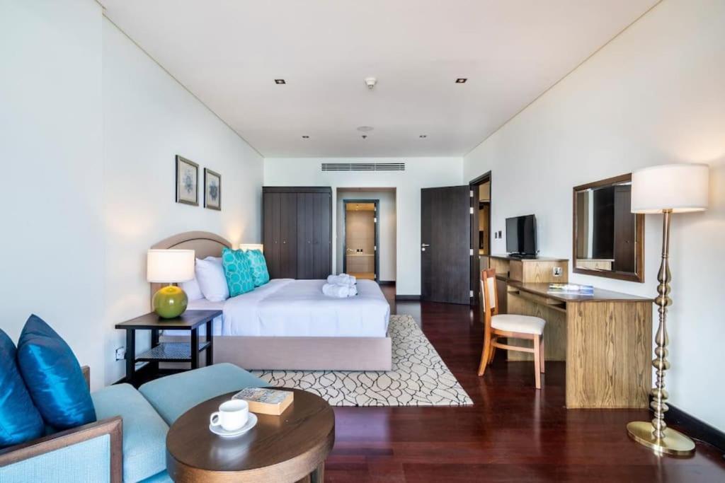 Marvelous Private Beach Apartment In Palm Dubai Within Anantara 5 Star Resort 외부 사진