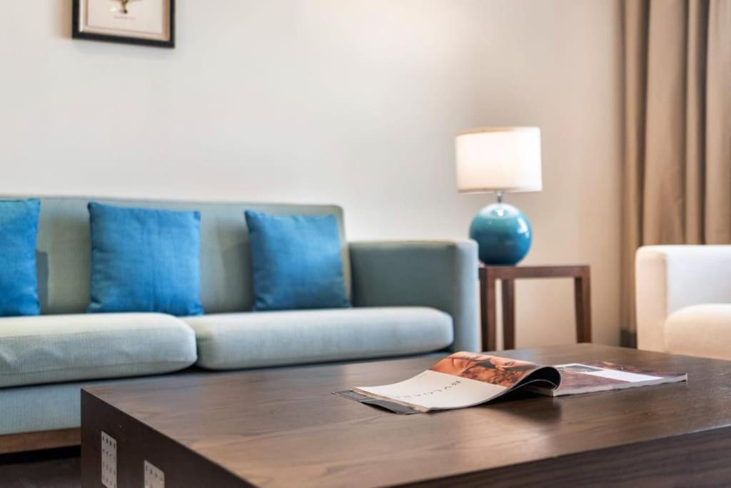 Marvelous Private Beach Apartment In Palm Dubai Within Anantara 5 Star Resort 외부 사진